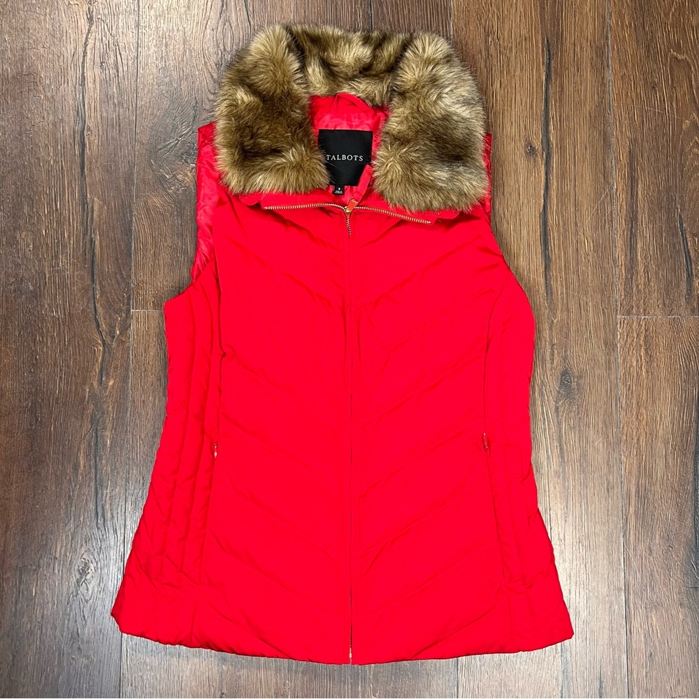 Talbots Faux Fur Collar Down Puffer Vest in Red Pop SZ SM - Picture 3 of 8